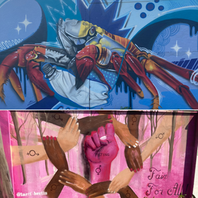 Fotos von zwei Kunstwerken im Park am Nordbahnhof. Das obere zeigt eine Krabbe die aus mehreren Abfällen geformt ist. Das untere zeigt einen Handkreis und eine erhobene pinke Faust mit dem Venussymbol. 